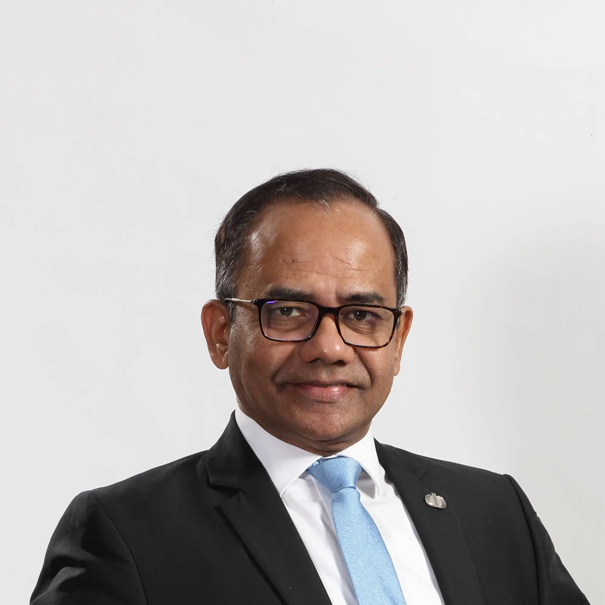 Mr S Prabagar
